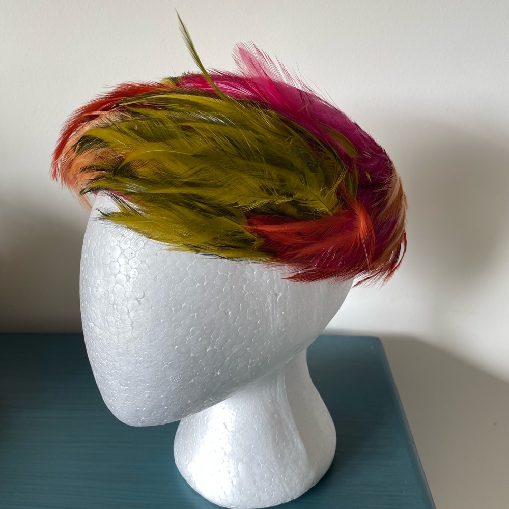 Vintage Haute Couture Christian Dior Feather Chapeaux Hat Headwear Colorful - Picture 2 of 6